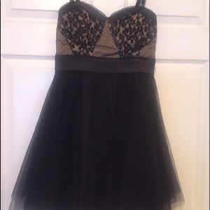 Short, Black & Creme, Lace Hoco Dress
